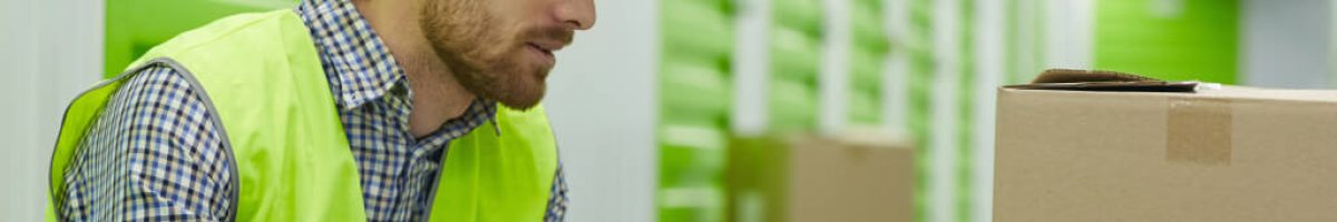 man-working-in-delivery-service-2021-08-27-22-15-59-utc-1.jpg man-working-in-delivery-service-2021-08-27-22-15-59-utc-1.jpg